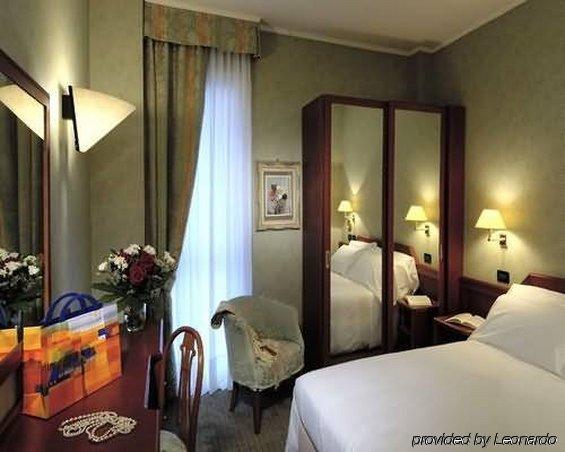Rizzi Aquacharme Hotel & Spa Darfo Boario Terme Phòng bức ảnh