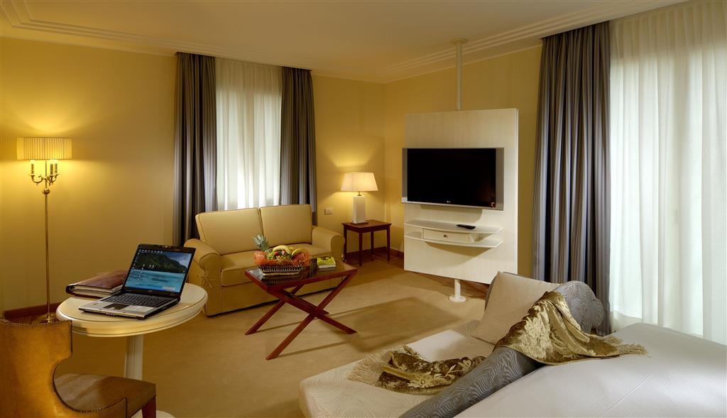 Rizzi Aquacharme Hotel & Spa Darfo Boario Terme Phòng bức ảnh