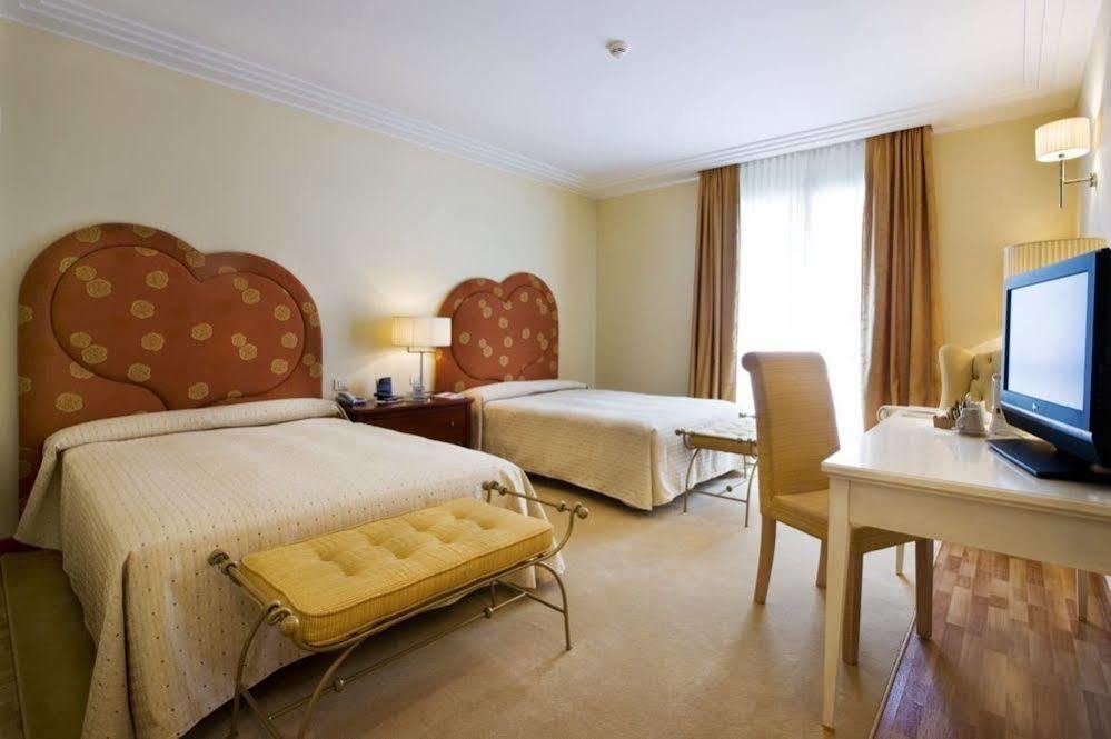Rizzi Aquacharme Hotel & Spa Darfo Boario Terme Ngoại thất bức ảnh