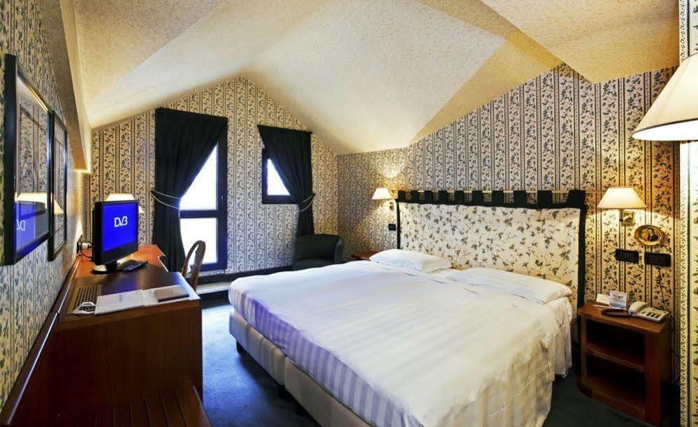 Rizzi Aquacharme Hotel & Spa Darfo Boario Terme Ngoại thất bức ảnh